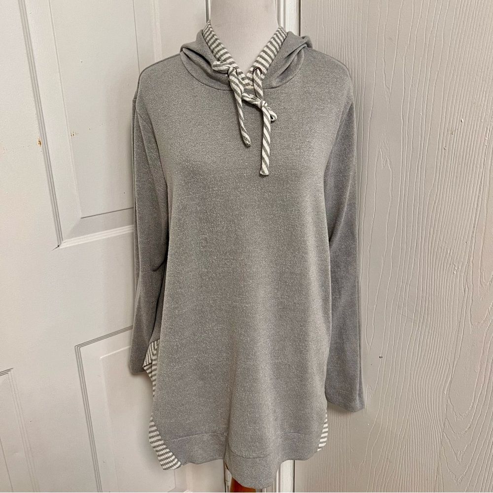 Doe & Rae Hoodie E2*